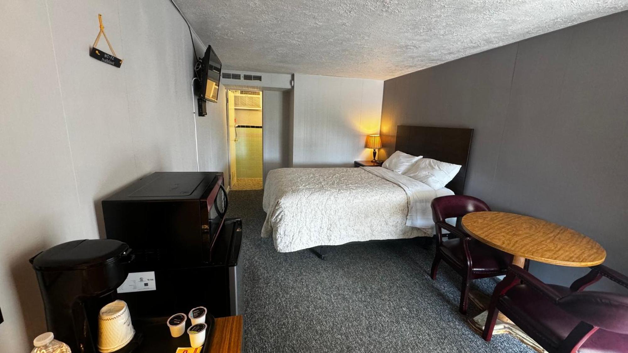 Motel Hopwood